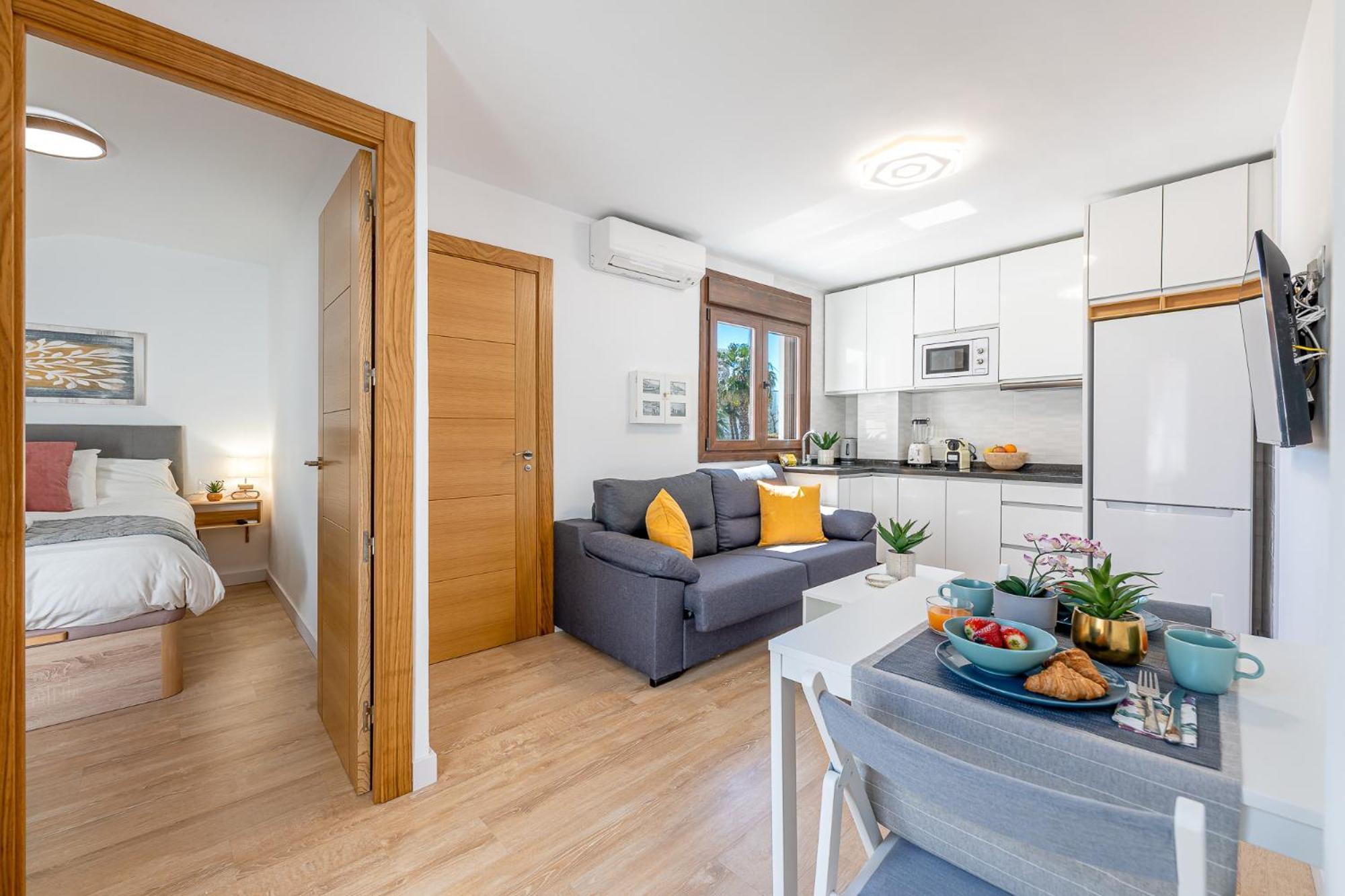 797 Rentals- Carrasco 2